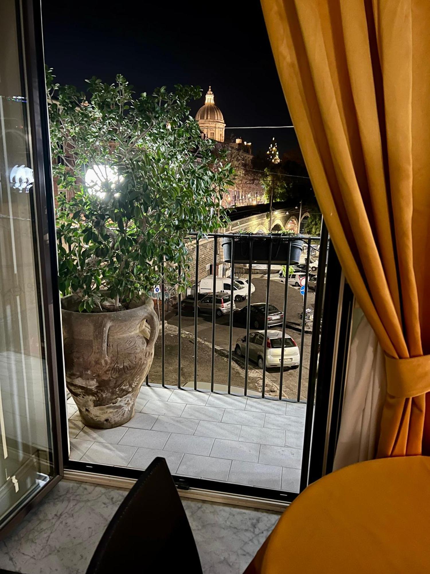 Duca Di Uzeda Bed And Breakfast Catânia Exterior foto